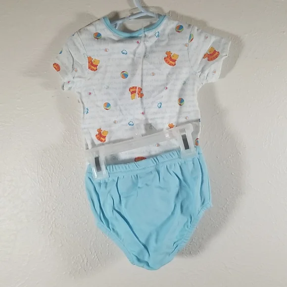 Two Disney (Mickey & Winnie) 2 piece sets for 6/9 months BRAND NEW - Picture 11 of 14